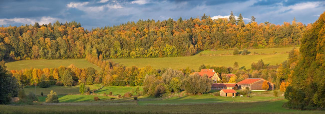 Sipplingen 1320-2024 PANO, Herbststimmung am Buohof