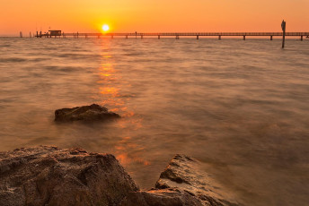 Altnau 0015-2013, Lände und Seeufer im Sonnenaufgang