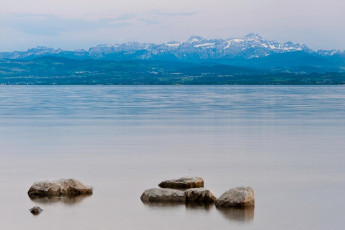 Fischbach 0055-2011, Ufersteine und Säntismassiv