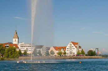 Friedrichshafen 336-2008, Innenstadt beim Antoniusplatz mit Spri