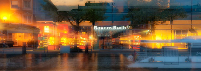 Friedrichshafen 0744-2012, Ravensbuch Doppelbelichtung bei Nacht