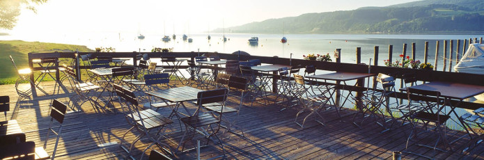 Gaienhofen, Seerestaurant im Morgenlicht