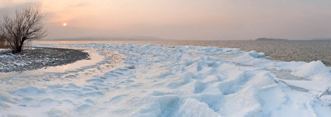 Reichenau 0494-2012 PANO, Eisformationen im Sonnenuntergang am N