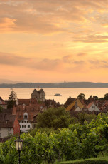 Meersburg 0469-2010 HDR, Blick vom Fürstenhäusle auf Burg und