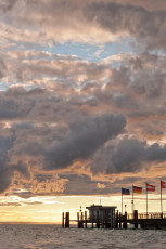 Nonnenhorn 0147-2011, Abendwolken über der Schiffslände