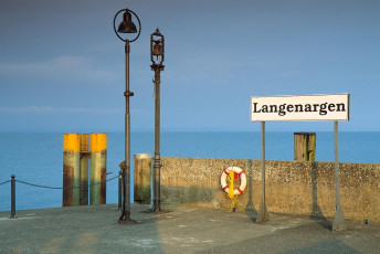 Langenargen, Schild + Glocke an der Lände