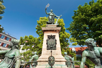 Lindau 0926-2011, Lindaviabrunnen am Reichsplatz