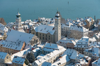 Lindau 1058-2013, Luftaufnahme Kirchtürme am Marktplatz im Wint