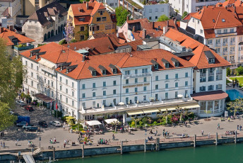 Lindau 1093-2013, Luftaufnahme Hotel Bayerischer Hof
