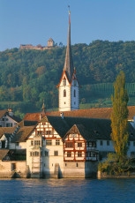 Stein am Rhein, Stadtkulisse im Abendlicht HOCH