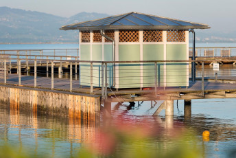 Lindau 1163-2013, Badehäuschen am Römerbad