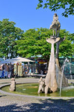 Überlingen 1179-2010 HDR, Lenkbrunnen mit Kiosk am Landungsplat