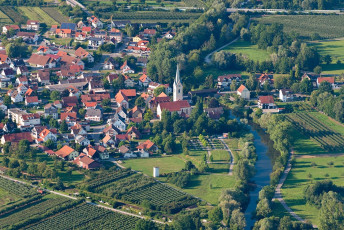 Eriskirch 0044-2015, Luftaufnahme Schussen und Ort