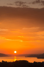 Uhldingen 0421-2012, Sonnenuntergang über dem Überlinger See v