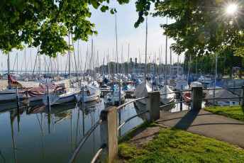Friedrichshafen 1123-2015, Abendsonne am Württembergischen Yach