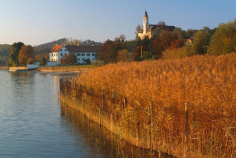 Maurach, Schilf, Kloster, Barockkirche
