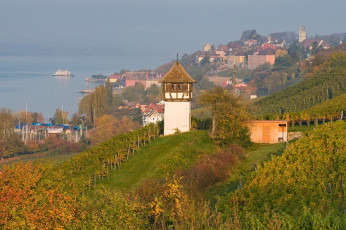 Meersburg 291-2008, Rebturm beim Wetterkreuz und Altstadt