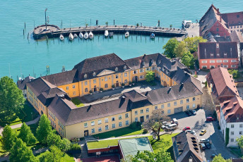Meersburg 1129-2013, Luftaufnahme Staatsweingut und Hafen