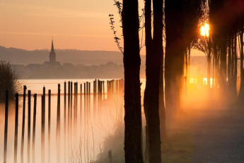 Moos 0007-2010, Sonnenaufgang am Hafen und Radolfzeller Münster