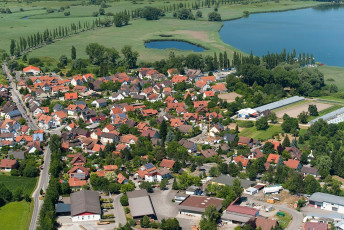 Moos 0090-2010, Luftaufnahme Ortskern