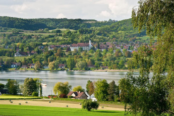 Öhningen 0035-2010, Blick von Eschenz zum Kloster Öhningen