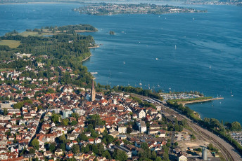 Radolfzell 0403-2015, Luftaufnahme Innenstadt und See mit Reiche