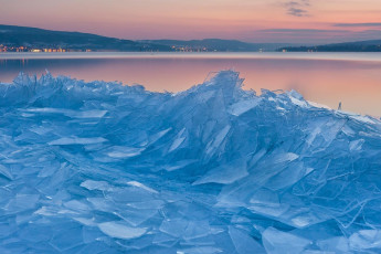 Reichenau 0481-2012, Eisschollen am Niederzeller Ufer im Abendro