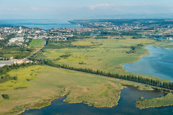 Reichenau 0783-2015, Luftaufnahme Dammstraße und Wollmatinger R