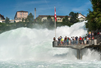 Schaffhausen 0075-2014, Rheinfall und Plattform Schloss Laufen