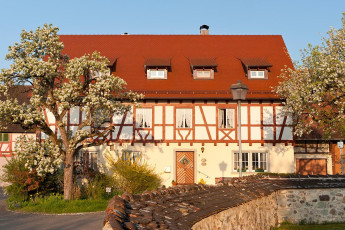 Seefelden 0062-2011 HDR-B, Gehöft beim Kirchhof