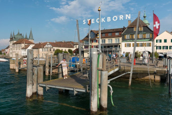 Steckborn 0104-2012, Schiffslände und Turmhof vom Wasser aus