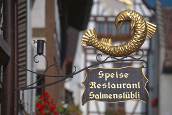 Stein am Rhein, Ausleger Salmenstübli