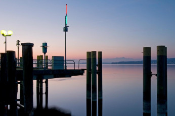 Überlingen 0329-2008, Lände in Morgendämmerung