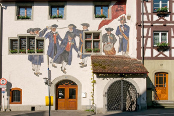 Überlingen 0402-2008, Wandgemälde Schwertlestanz Aufkirchertst