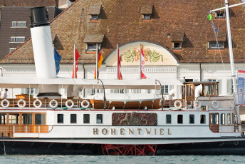 Überlingen 1571-2013, Dampfschiff Hohentwiel vor Greth