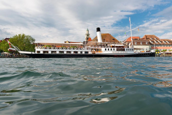 Überlingen 1582-2013, Dampfschiff Hohentwiel vor Greth und Mün