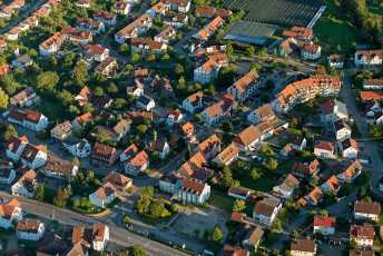 Uhldingen 0484-2012, Luftaufnahme Ortskern Oberuhldingen mit Kap