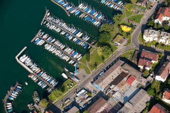 Wallhausen 0002-2009, Luftaufnahme Werft und Hafen