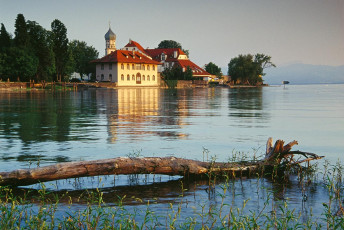 Wasserburg, Halbinsel im Abendlicht