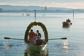 Moos 0263-2017, Mooser Wasserprozession vor Radolfzeller Muenste