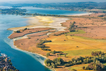 Konstanz 1725-2018, Luftaufnahme Wollmatinger Ried im Herbst