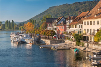Stein am Rhein 0275-2018, Herbstlicher Blick von Rheinbruecke au