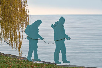 Hagnau 1115-2019, Schlittschuhläufer am Westhafen