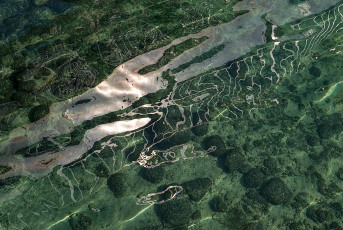 Immenstaad 1215-2019, Spiegelung der Gangway zur Lädine