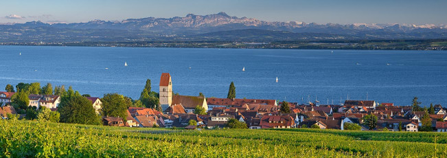 Hagnau 1165-2020 PANO, Ort + Alpen von Wilhelmshöhe