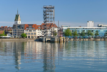 Friedrichshafen 1967-2020, Stadtkulisse vom Wasser aus
