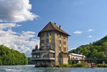 Schaffhausen 0179-2020, Rheinfall mit Schlössli Wörth