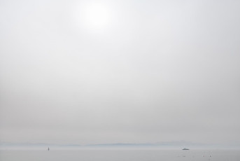 Friedrichshafen 2058-2022, Saharastaub über dem See