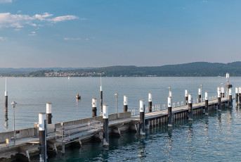 Konstanz 2114-2023, Molemauer im Fährehafen Staad
