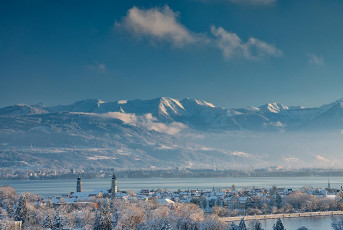 Lindau 2082-2023, Verschneite Insel vom Hoyerberg aus